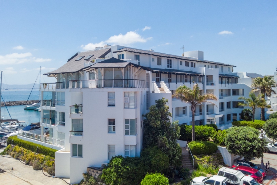 To Let 3 Bedroom Property for Rent in Mouille Point Western Cape